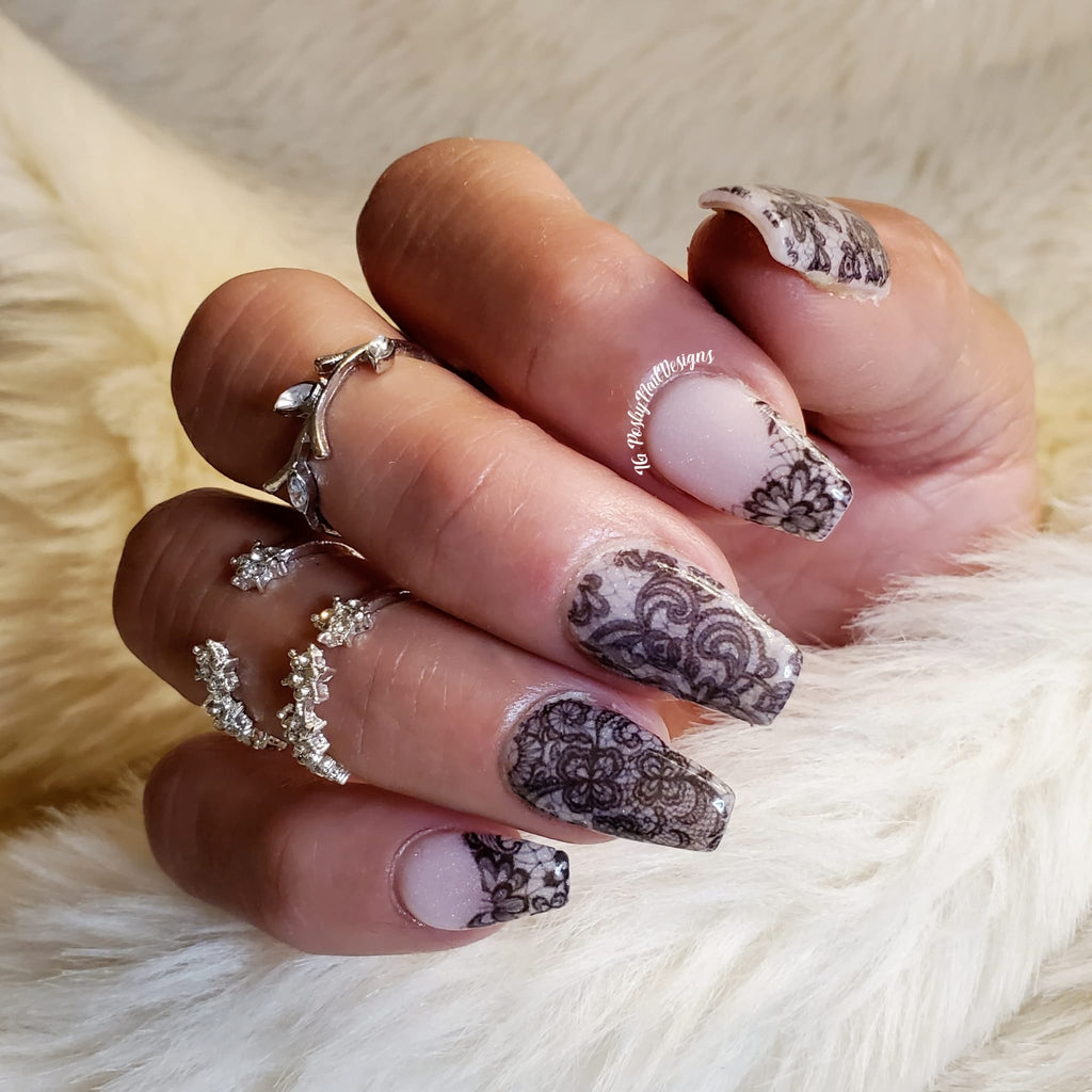 lace design for nails